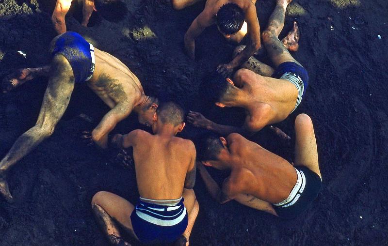 1952-3 Japan 140 Good Clean Fun on the Beach.jpg